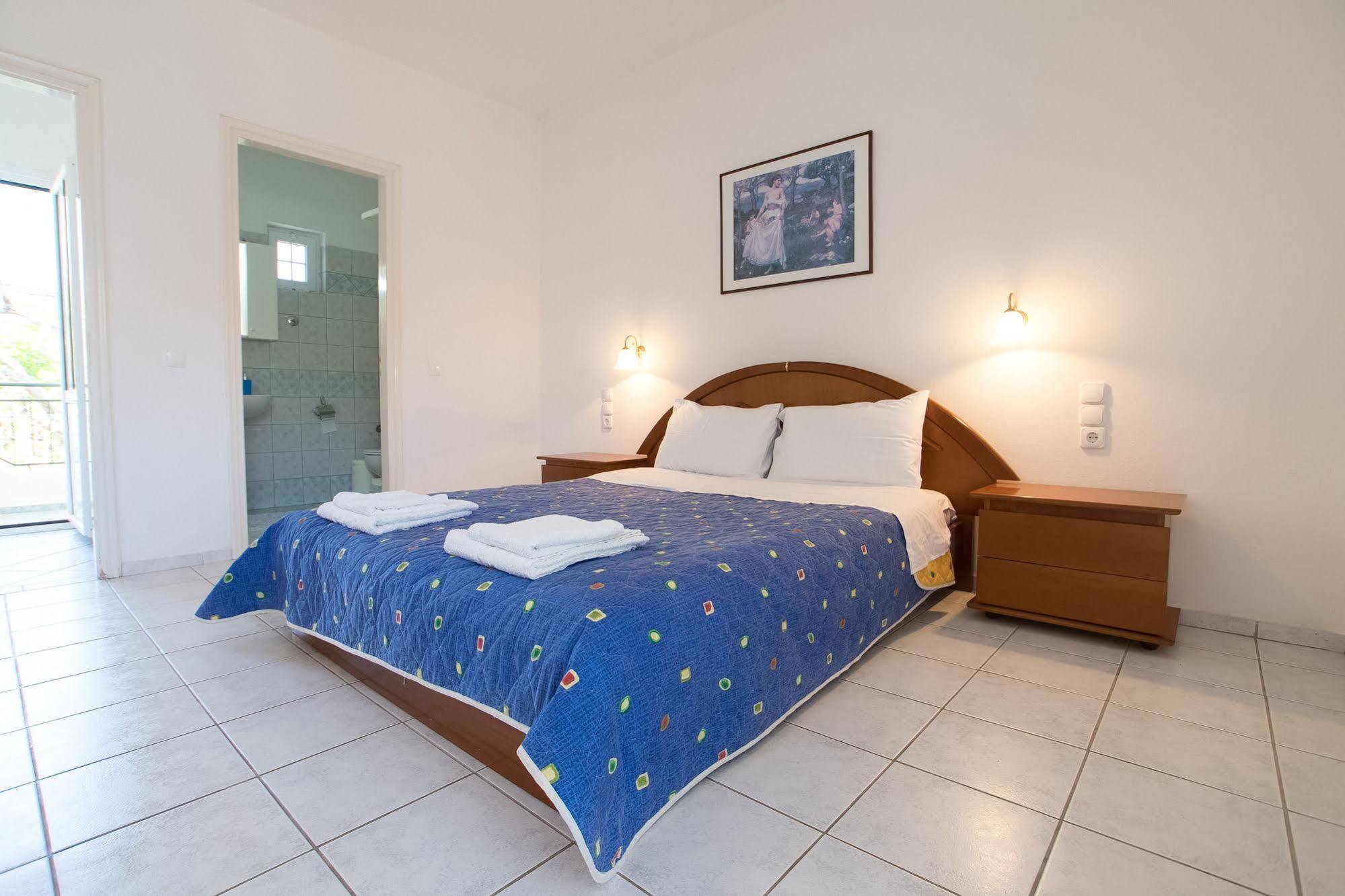 Chrisanthi Apartments Sívota Esterno foto